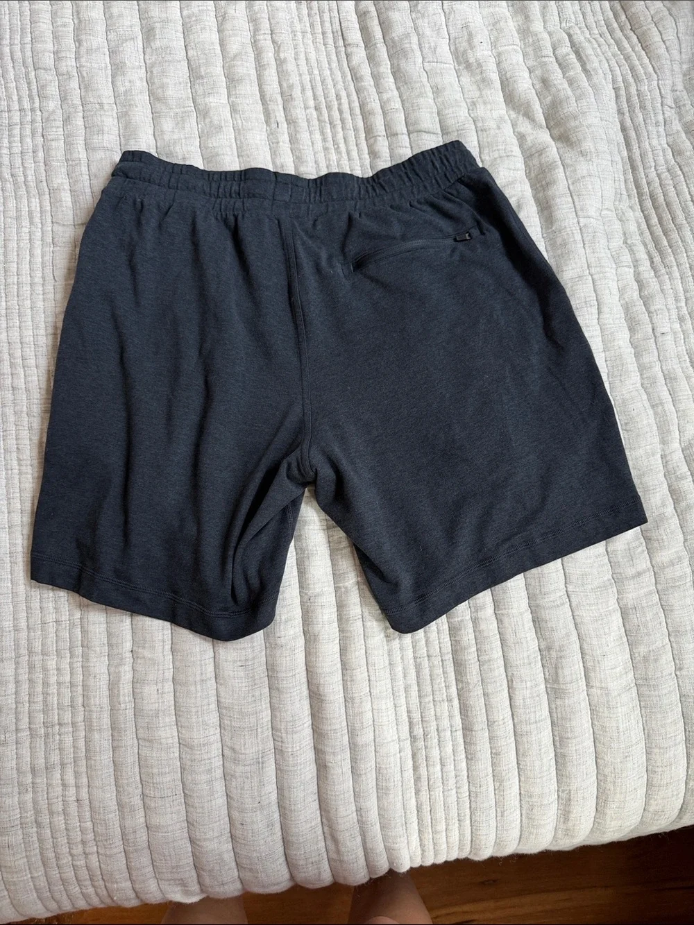 N/A comfortable black